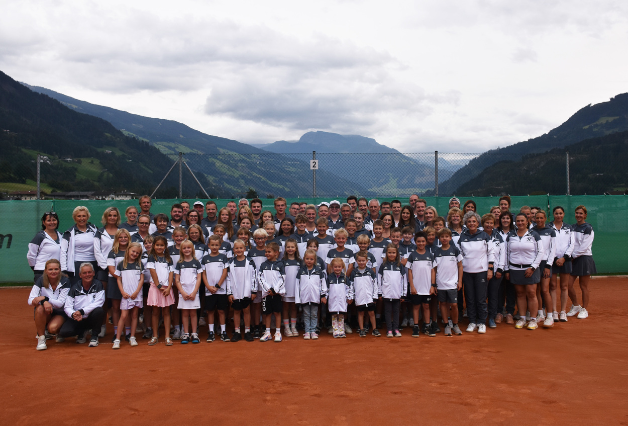 Liebe Tennisfreunde!